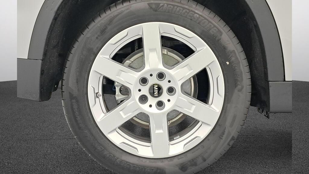 fotoG 12 del MINI MINI Countryman C 125 kW (170 CV) 170cv Gasolina del 2025 en Madrid