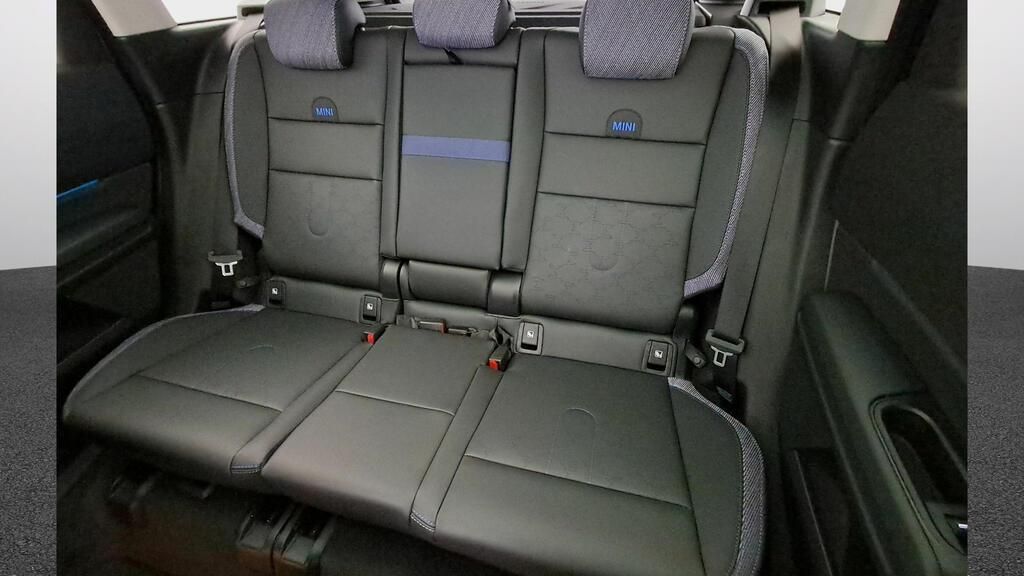 fotoG 9 del MINI MINI Countryman C 125 kW (170 CV) 170cv Gasolina del 2025 en Madrid