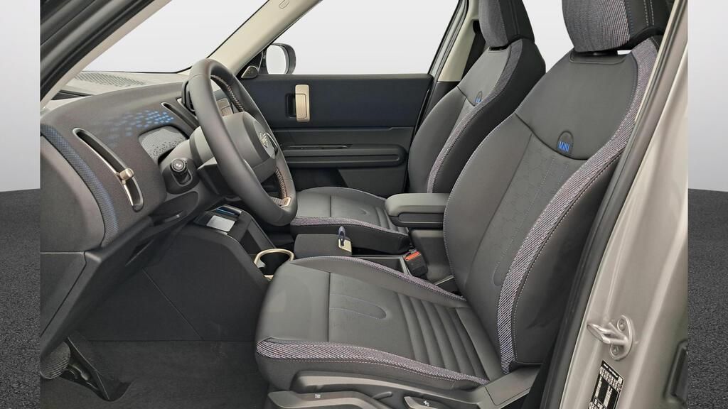 fotoG 8 del MINI MINI Countryman C 125 kW (170 CV) 170cv Gasolina del 2025 en Madrid