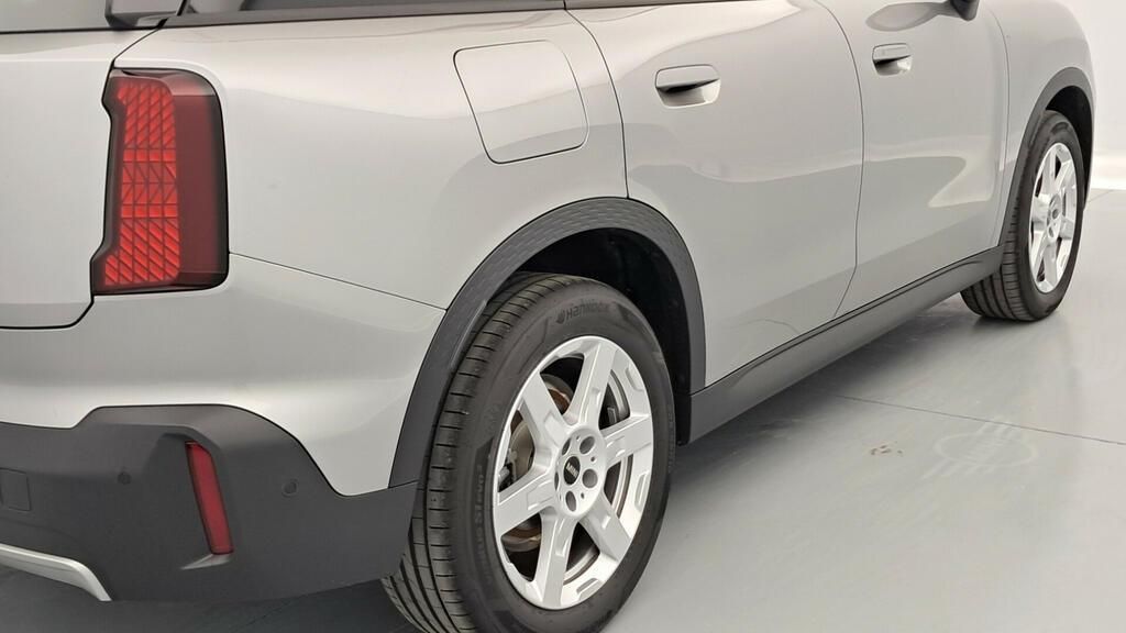 fotoG 16 del MINI MINI Countryman C 125 kW (170 CV) 170cv Gasolina del 2025 en Madrid