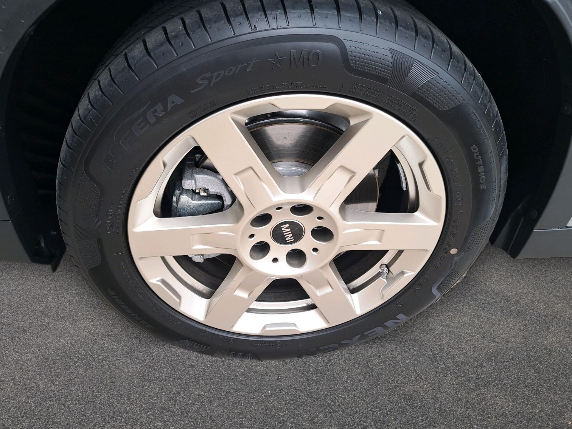 fotoG 12 del MINI MINI Countryman C 125 kW (170 CV) 170cv Gasolina del 2025 en Madrid