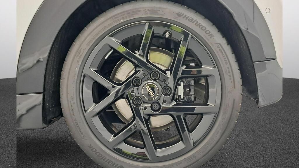 fotoG 12 del MINI MINI Cooper S 150 kW (204 CV) 204cv Gasolina del 2025 en Madrid