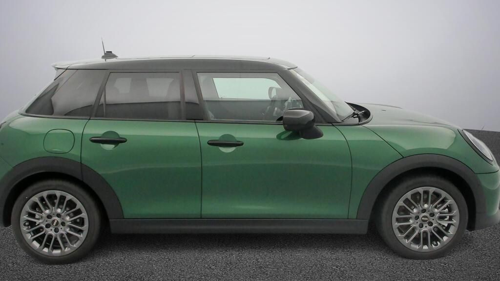 fotoG 3 del MINI MINI 5 Puertas Cooper S 150 kW (204 CV) 204cv Gasolina del 2025 en Madrid