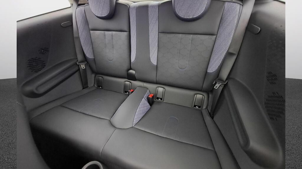 fotoG 9 del Mini MINI Cooper 3 Puertas MINI Cooper S 3 puertas 204cv Gasolina del 2025 en Madrid