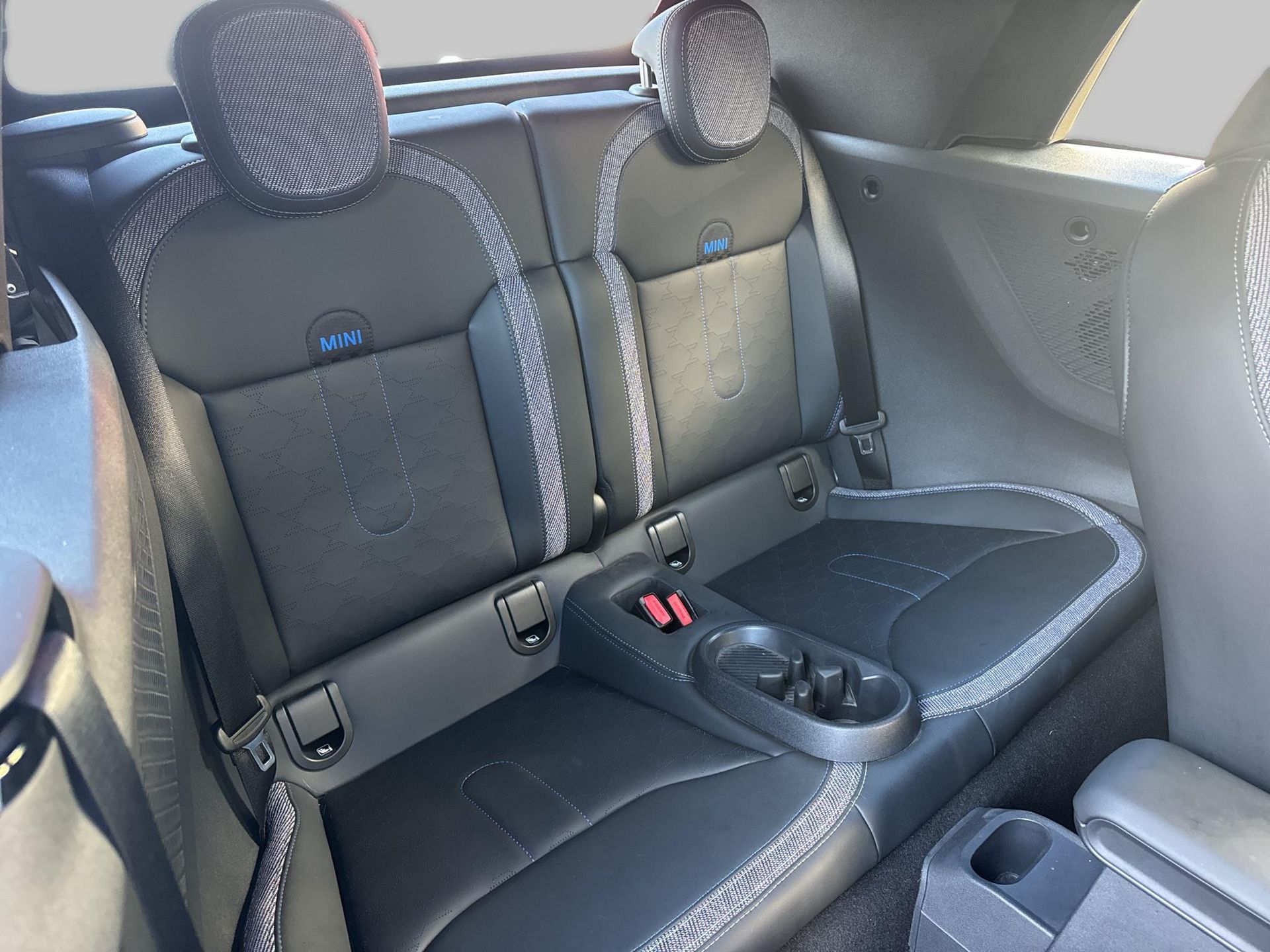 fotoG 9 del MINI MINI Cooper Cabrio S 150 kW (204 CV) 204cv Gasolina del 2025 en Madrid