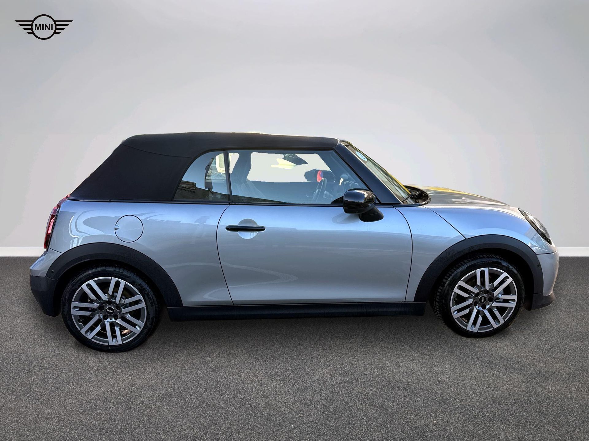 fotoG 3 del MINI MINI Cooper Cabrio S 150 kW (204 CV) 204cv Gasolina del 2025 en Madrid