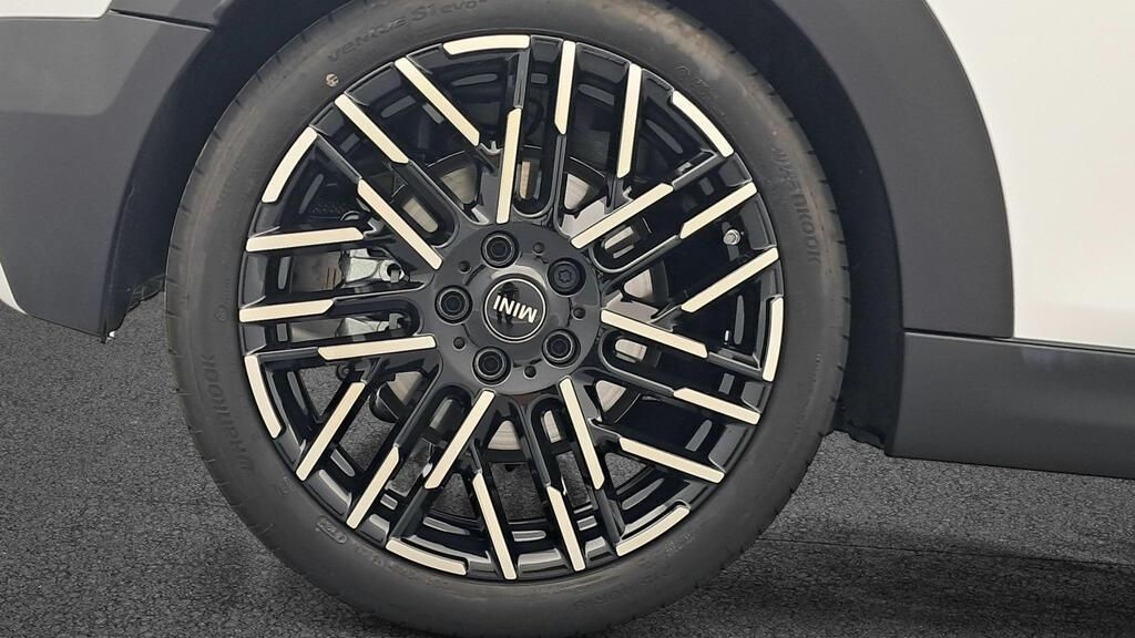 fotoG 14 del Mini MINI Cooper Cabrio MINI Cooper C Cabrio 163cv Gasolina del 2025 en Madrid