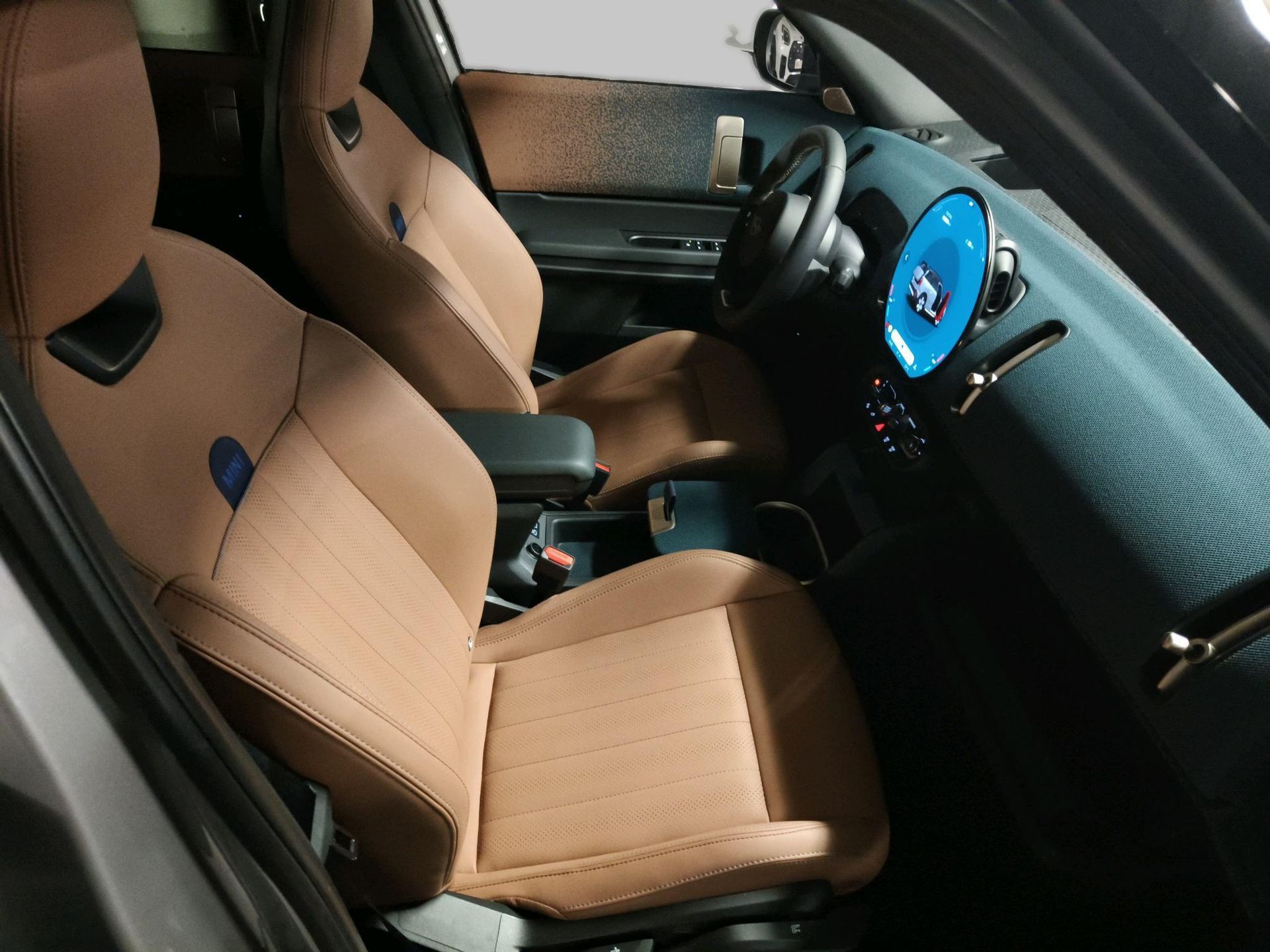 fotoG 8 del MINI MINI Countryman C 125 kW (170 CV) 170cv Gasolina del 2025 en Madrid