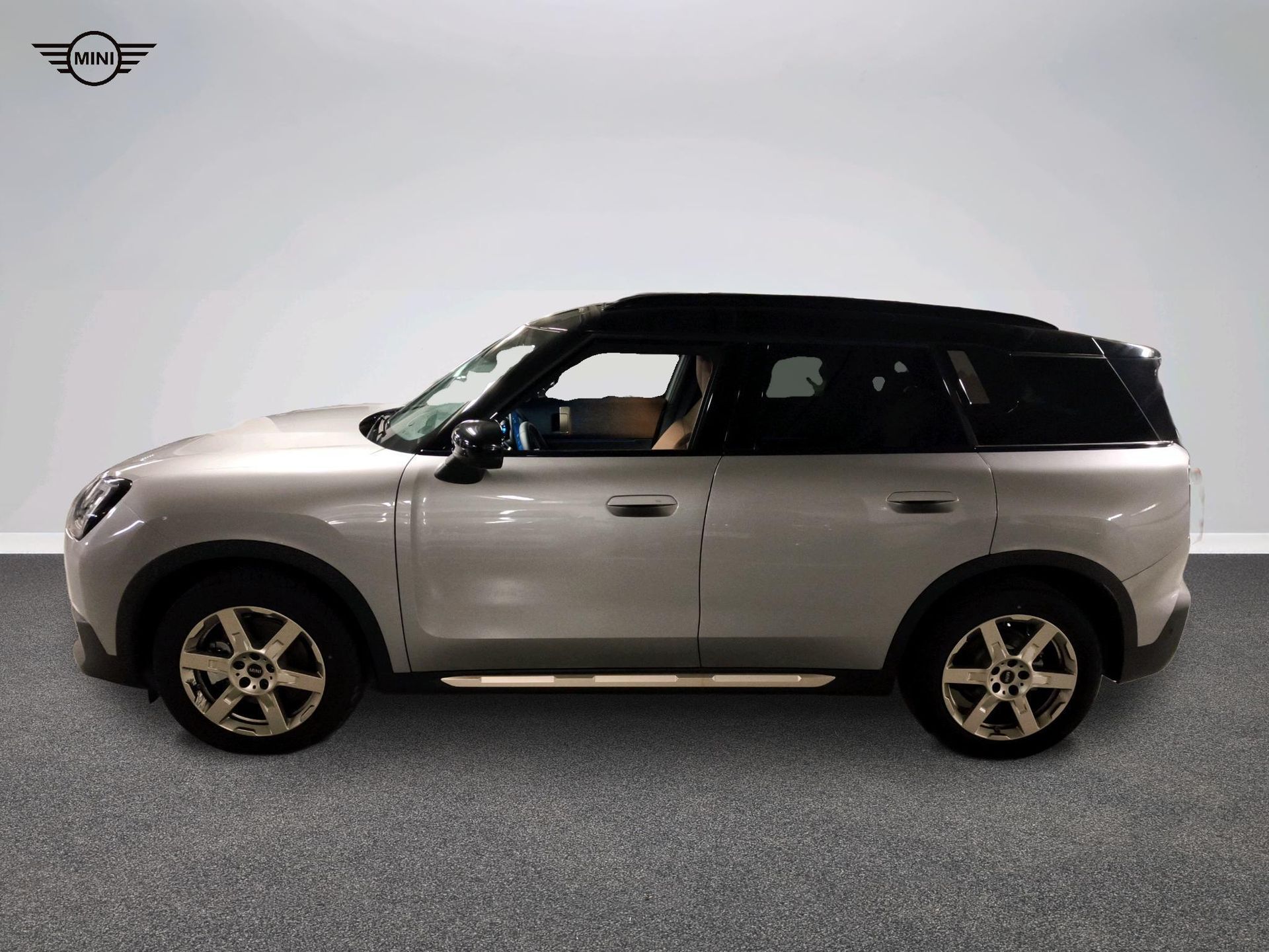 fotoG 3 del MINI MINI Countryman C 125 kW (170 CV) 170cv Gasolina del 2025 en Madrid