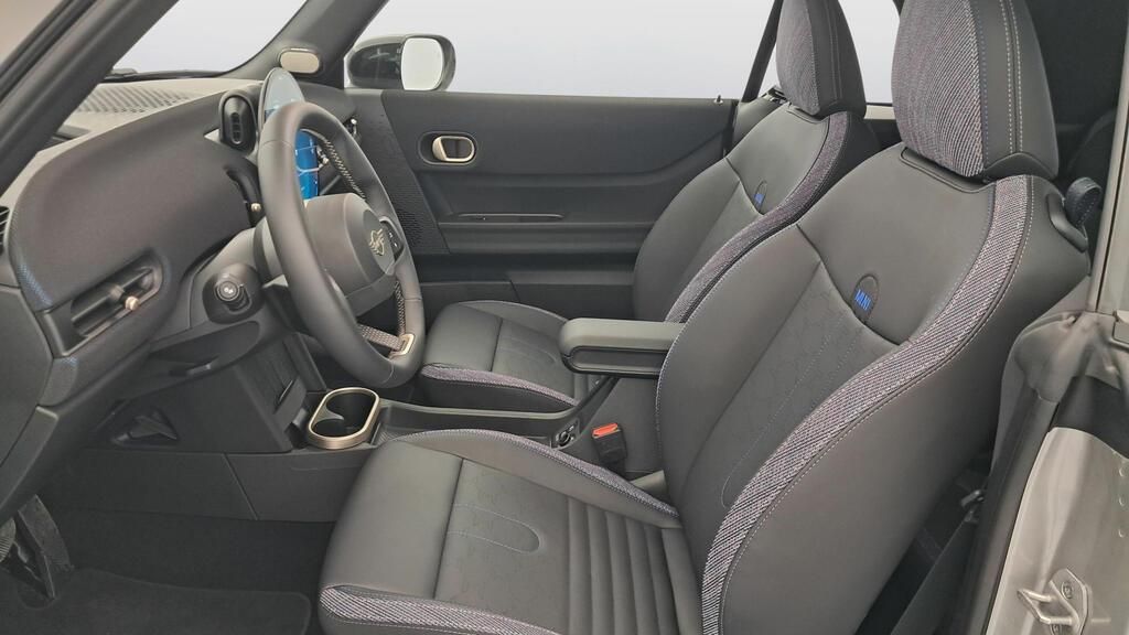 fotoG 8 del Mini MINI Cooper Cabrio MINI Cooper C Cabrio 163cv Gasolina del 2025 en Madrid