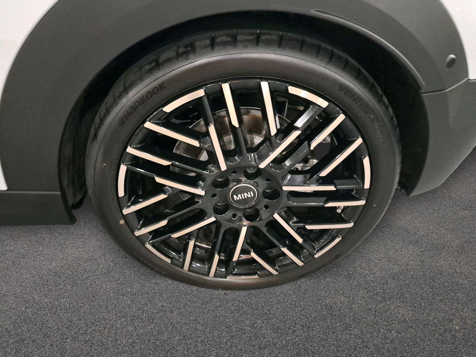 fotoG 13 del MINI MINI Cabrio Cooper C 120 kW (163 CV) 163cv Gasolina del 2025 en Madrid