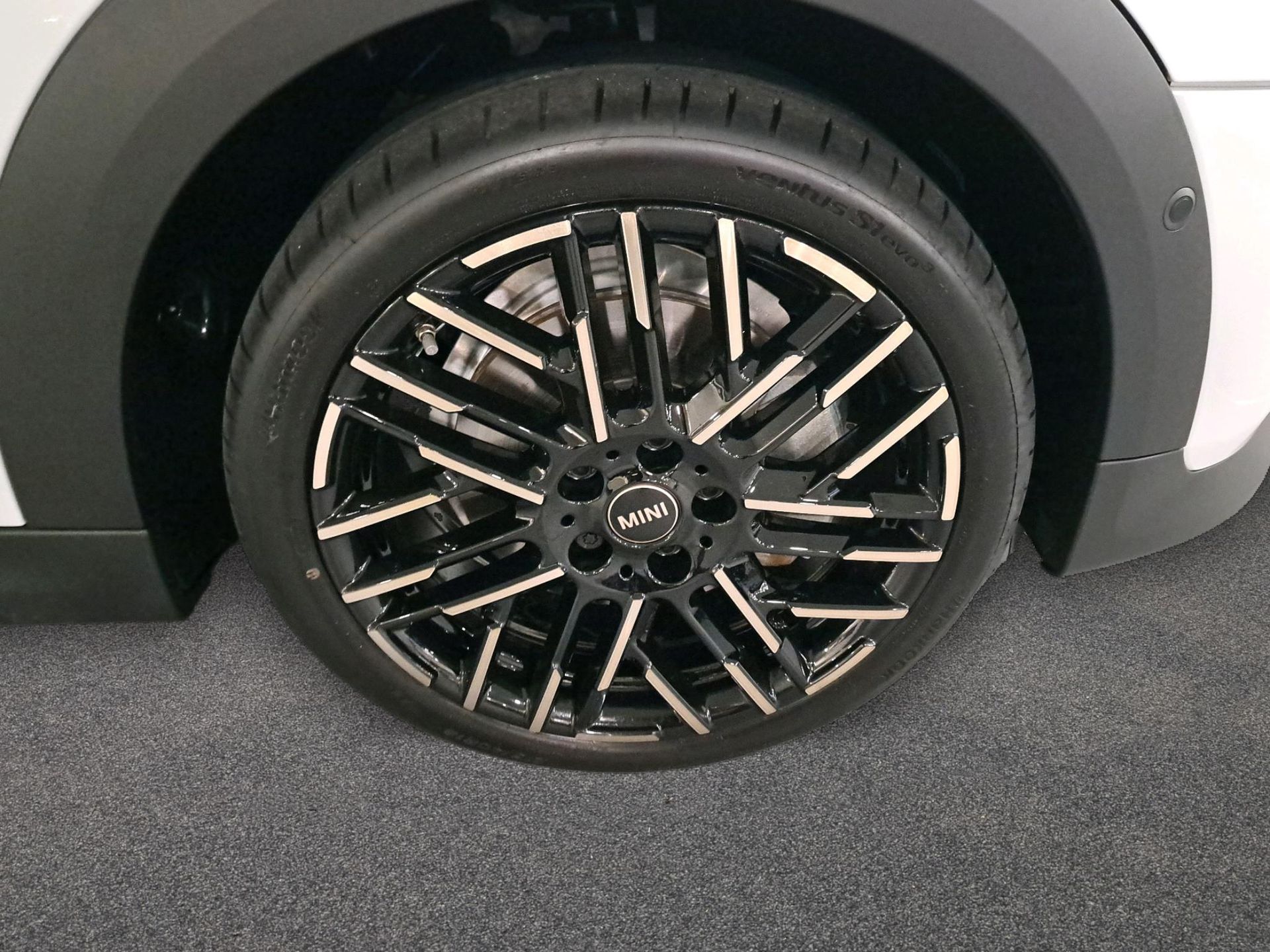 fotoG 13 del Mini MINI Cooper Cabrio MINI Cooper C Cabrio 163cv Gasolina del 2025 en Madrid