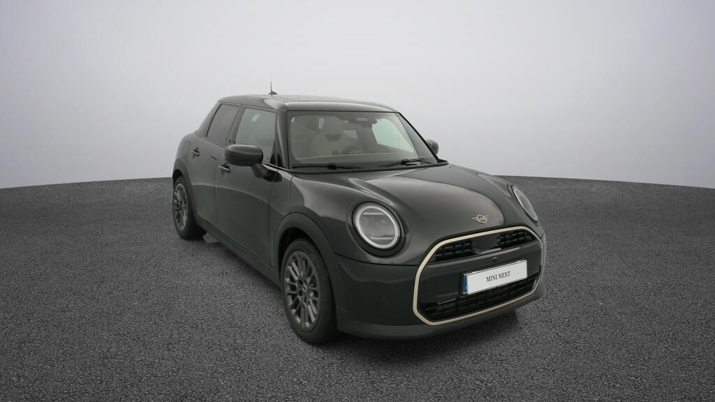 fotoG 15 del MINI MINI Cooper 5 Puertas C 115 kW (156 CV) 156cv Gasolina del 2025 en Madrid