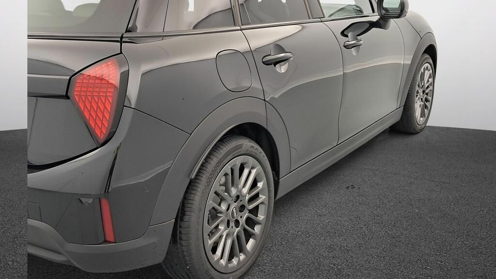 fotoG 17 del MINI MINI Cooper 5 Puertas C 115 kW (156 CV) 156cv Gasolina del 2025 en Madrid