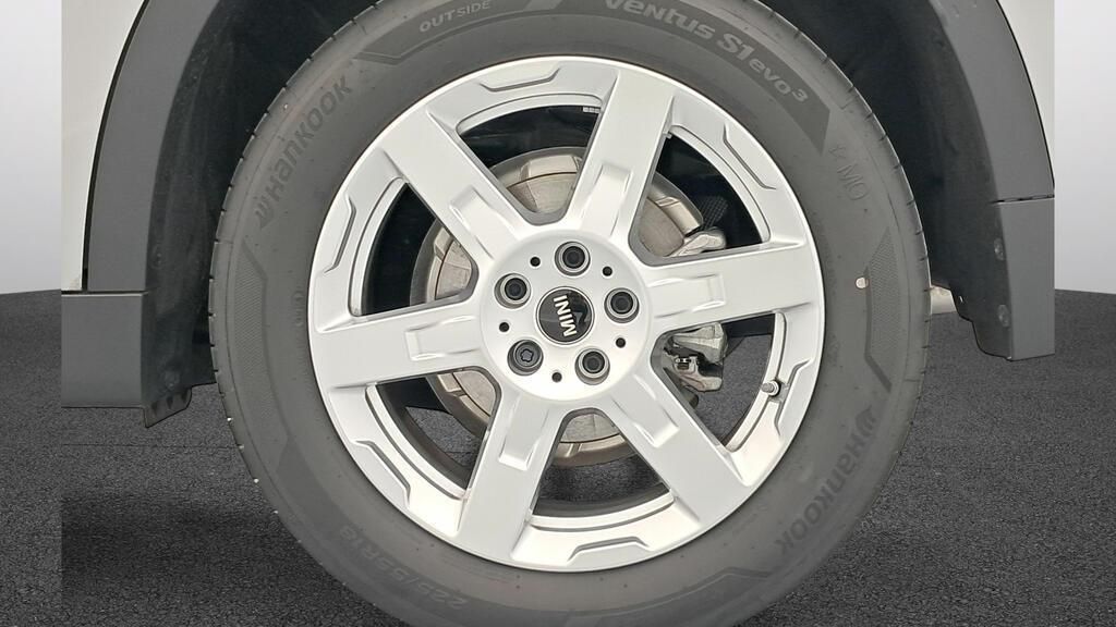 fotoG 11 del MINI MINI Countryman C 125 kW (170 CV) 170cv Gasolina del 2025 en Madrid