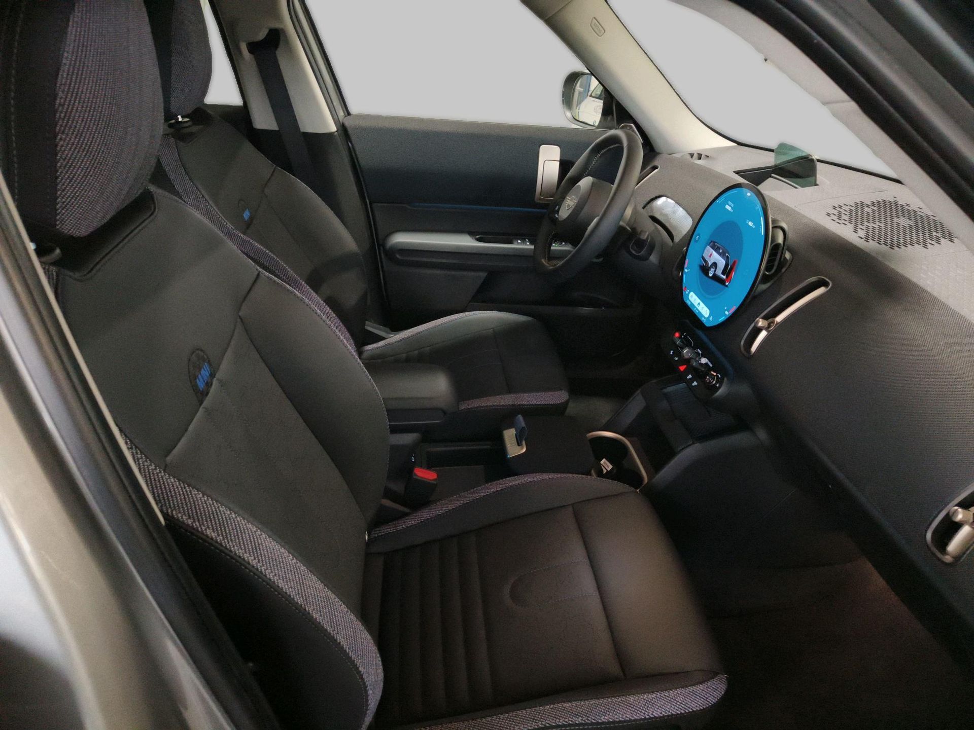 fotoG 8 del MINI MINI Countryman C 125 kW (170 CV) 170cv Gasolina del 2025 en Madrid