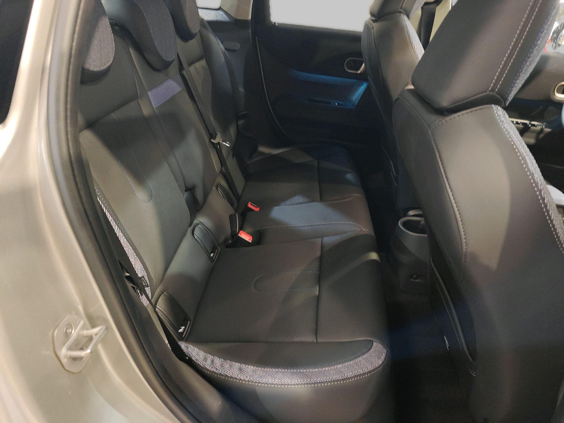 fotoG 9 del MINI MINI 5 Puertas Cooper C 115 kW (156 CV) 156cv Gasolina del 2025 en Madrid