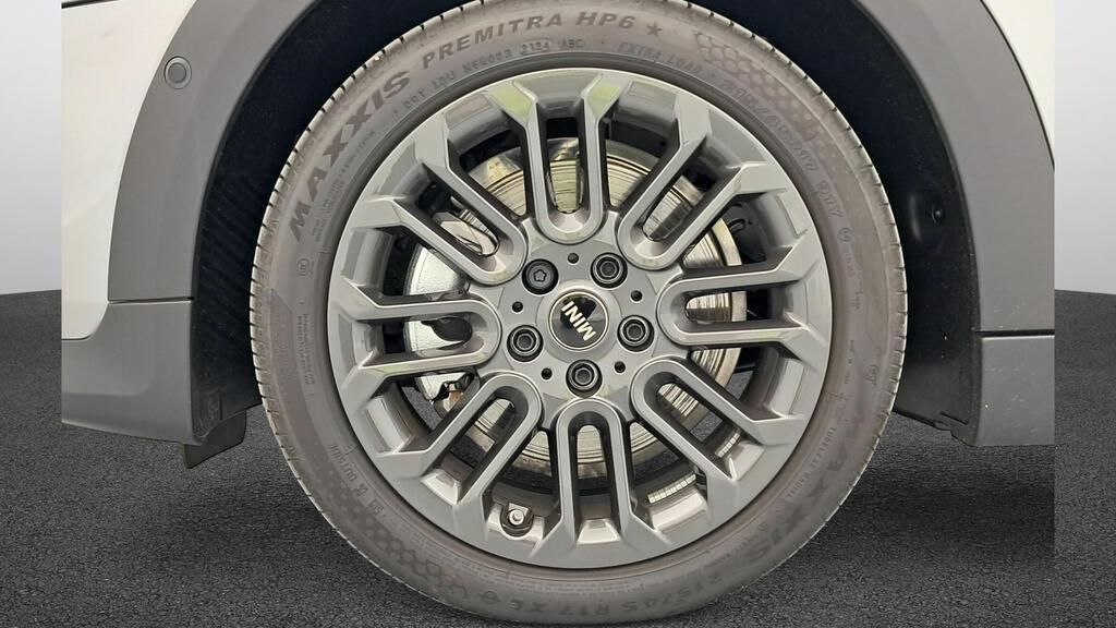 fotoG 14 del MINI MINI 5 Puertas Cooper C 115 kW (156 CV) 156cv Gasolina del 2025 en Madrid