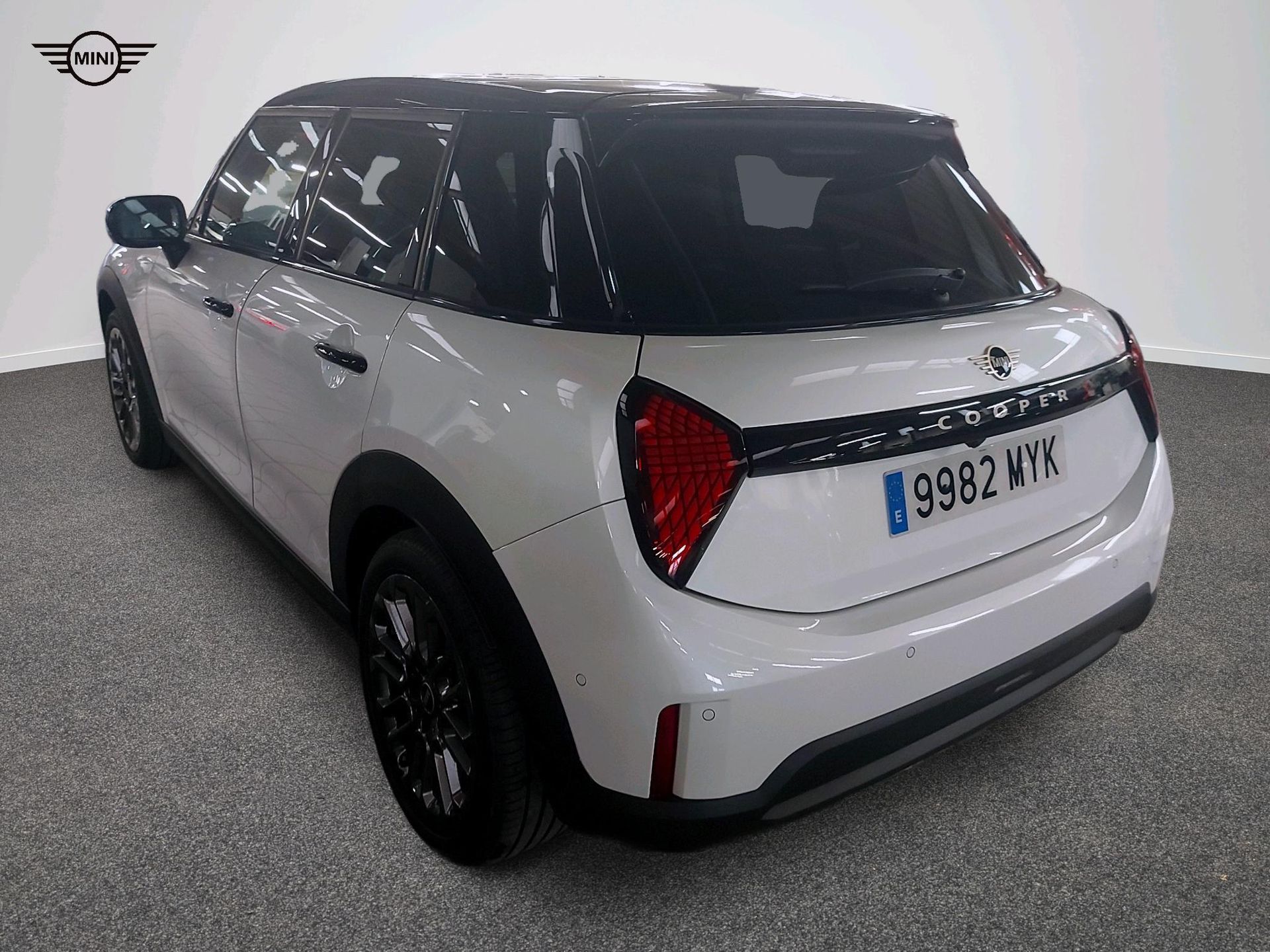 fotoG 5 del Mini MINI Cooper 5 Puertas MINI Cooper S 5 puertas 204cv Gasolina del 2025 en Madrid