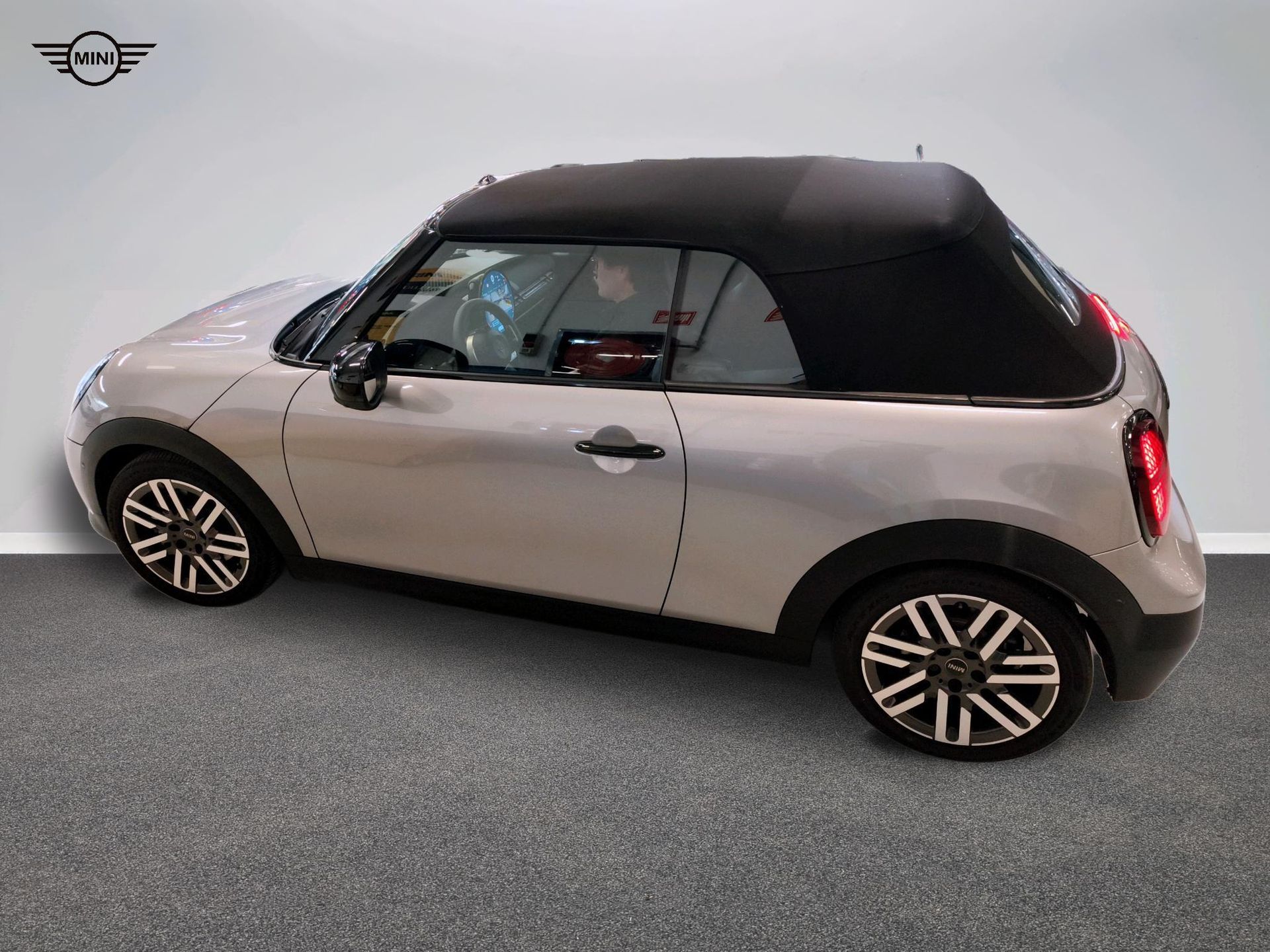 fotoG 3 del MINI MINI Cabrio Cooper S 150 kW (204 CV) 204cv Gasolina del 2025 en Madrid