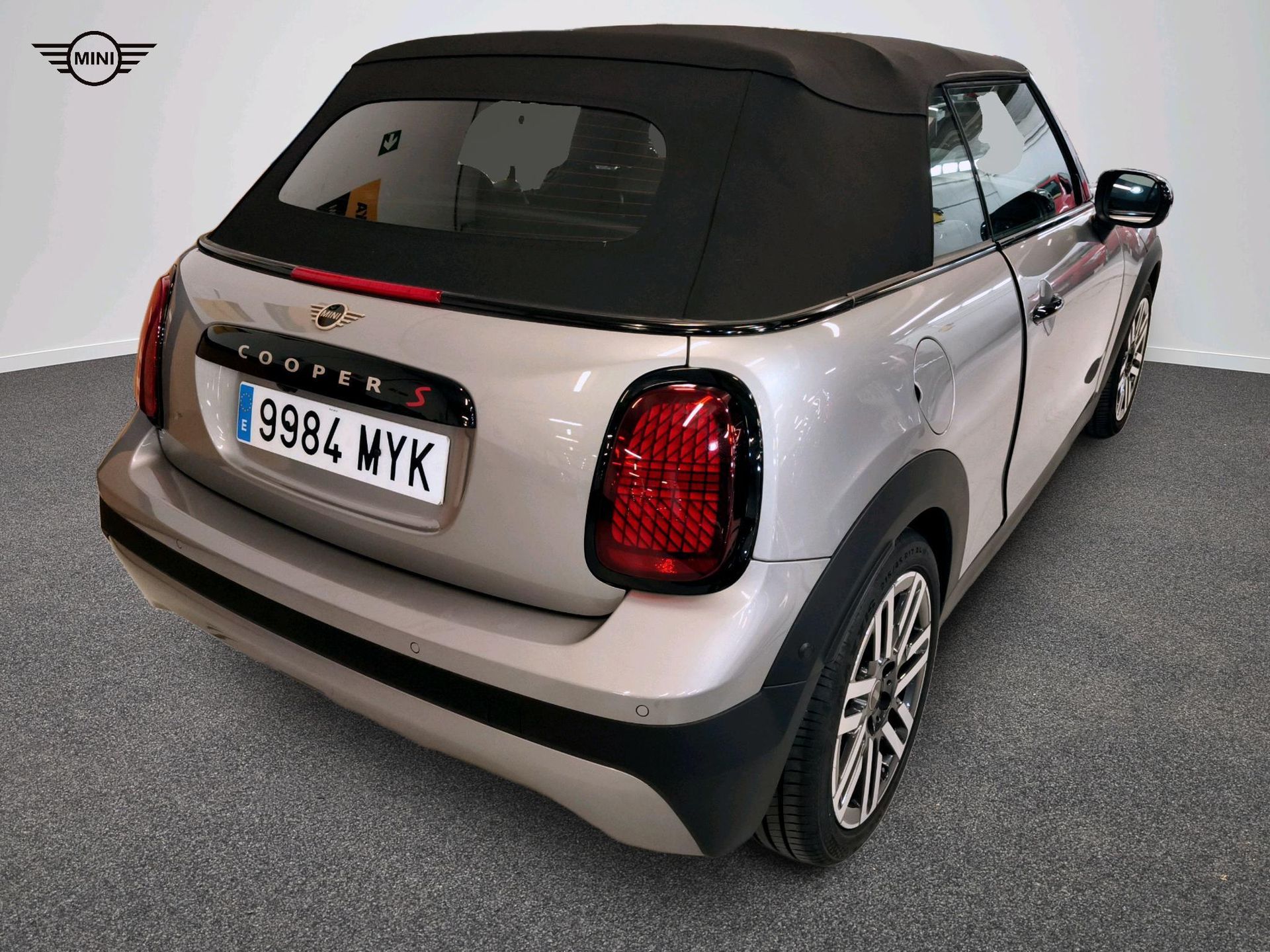 fotoG 4 del MINI MINI Cabrio Cooper S 150 kW (204 CV) 204cv Gasolina del 2025 en Madrid