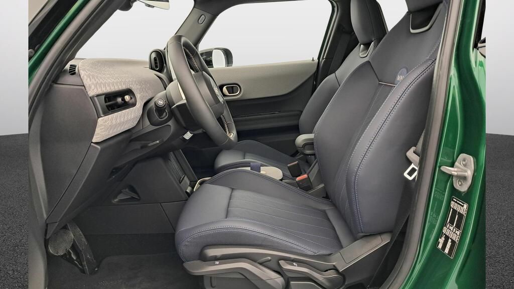 fotoG 8 del MINI MINI Cooper 5 Puertas C 115 kW (156 CV) 156cv Gasolina del 2025 en Madrid