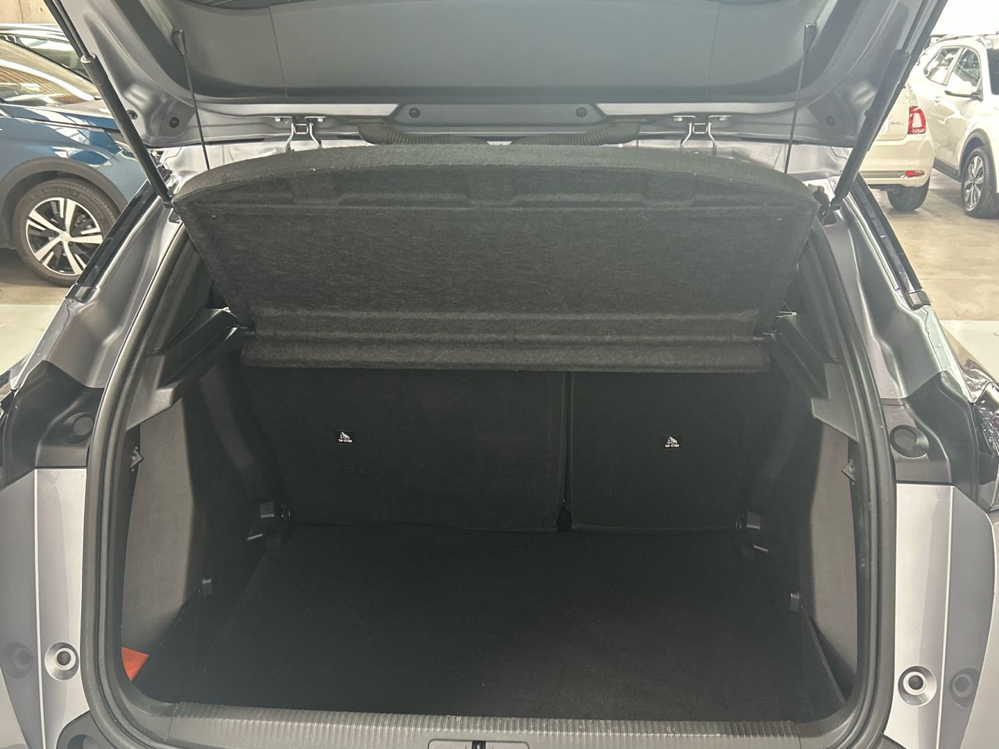 Imatge del vehicle 6
