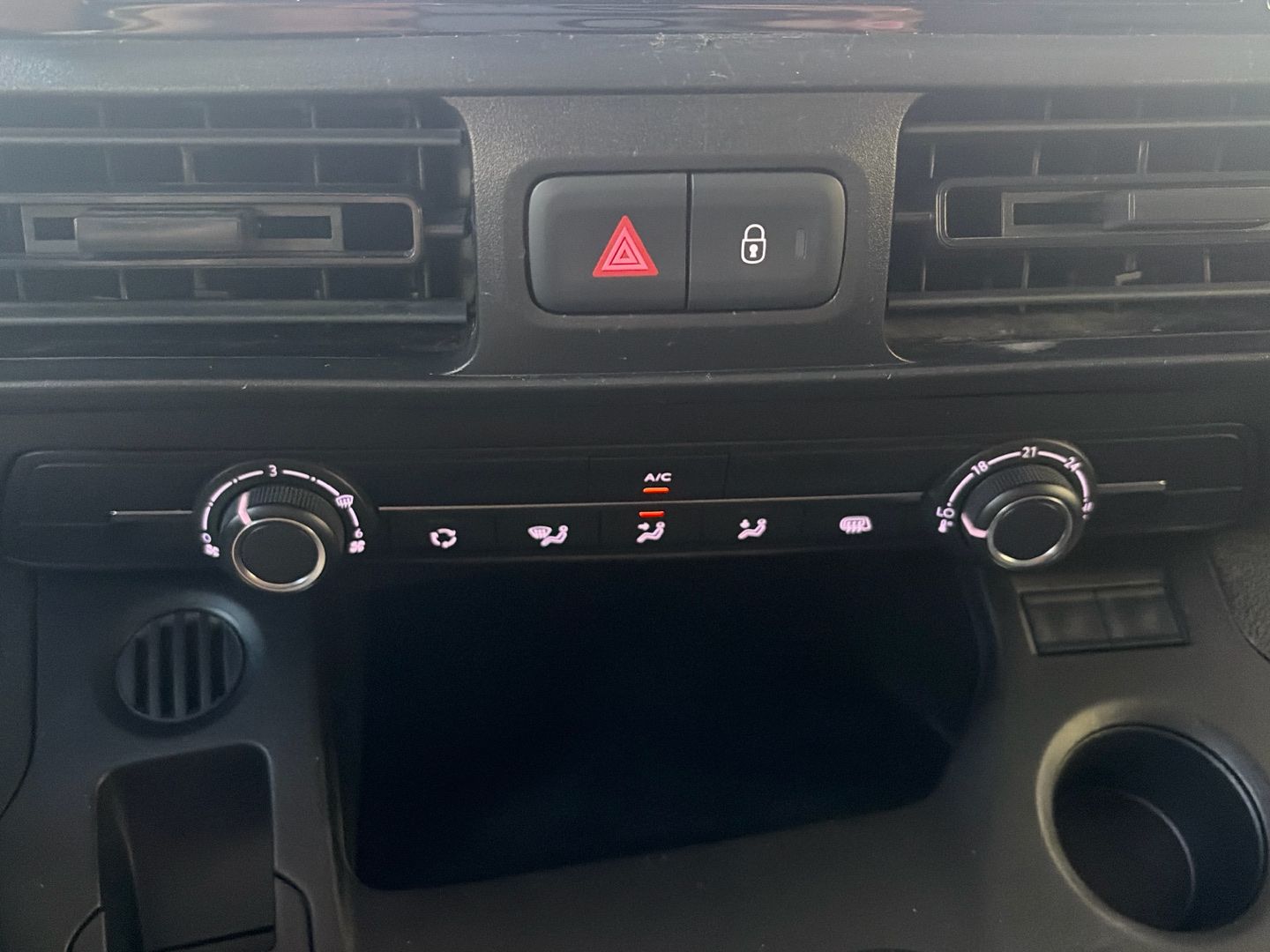 Imatge del vehicle 28