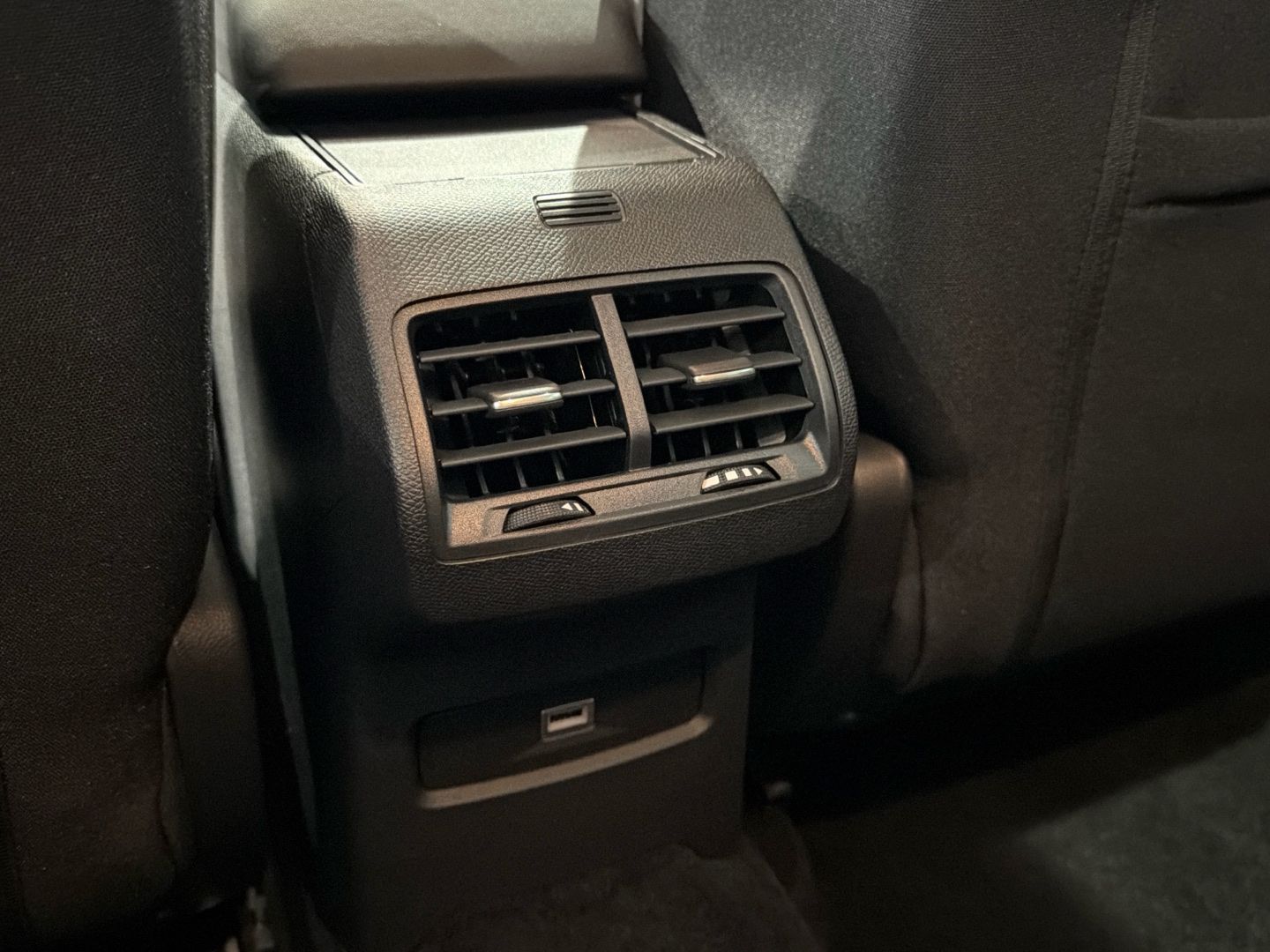 Imatge del vehicle 24