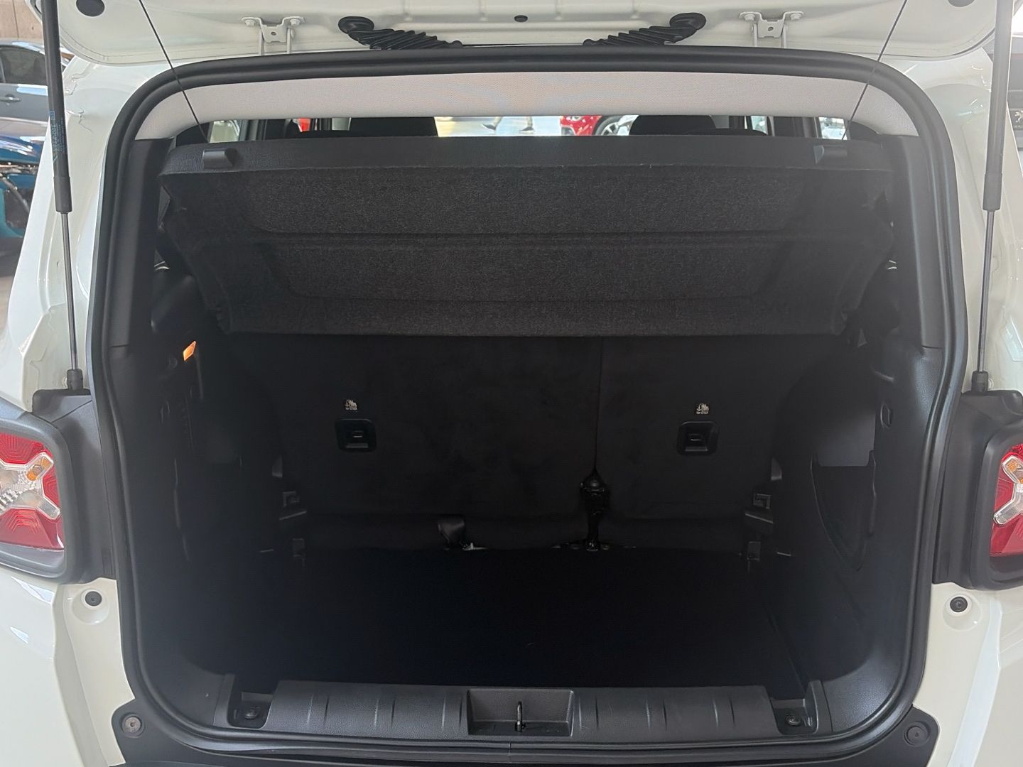 Imatge del vehicle 6