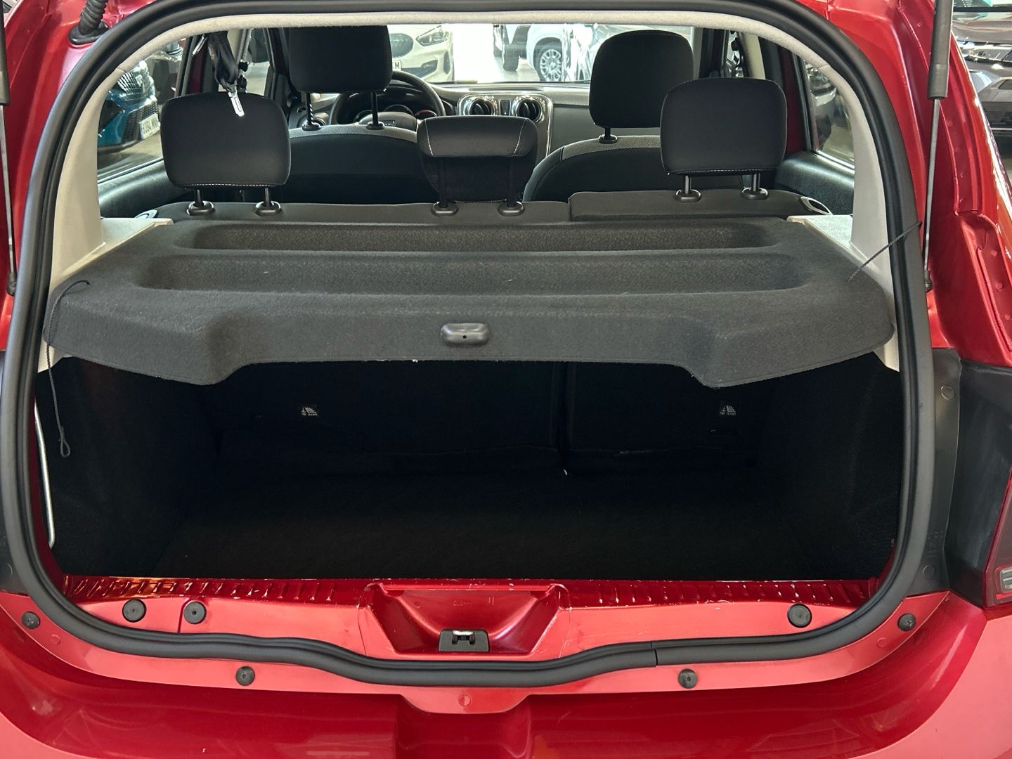 Imatge del vehicle 6