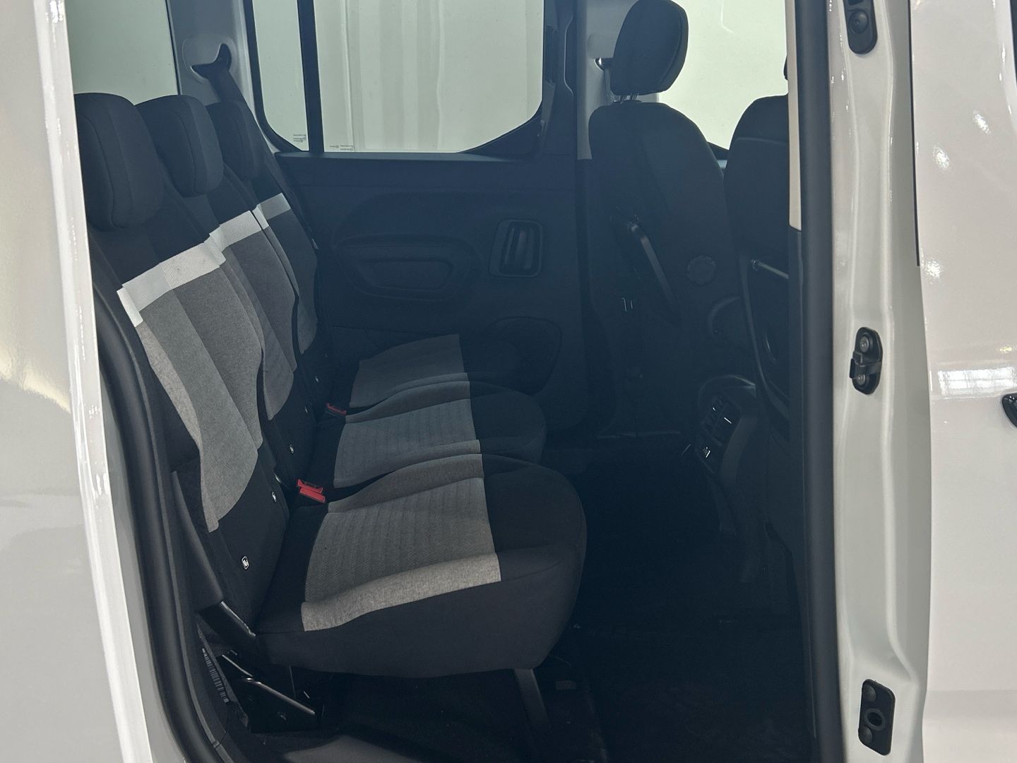 Imatge del vehicle 27