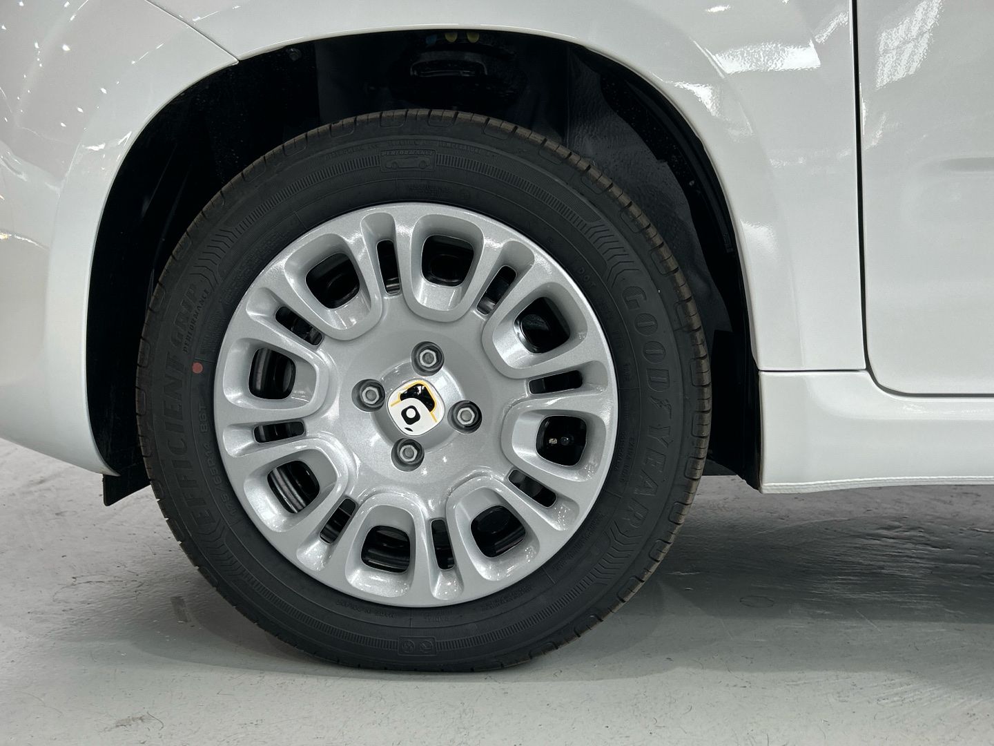 Imatge del vehicle 13