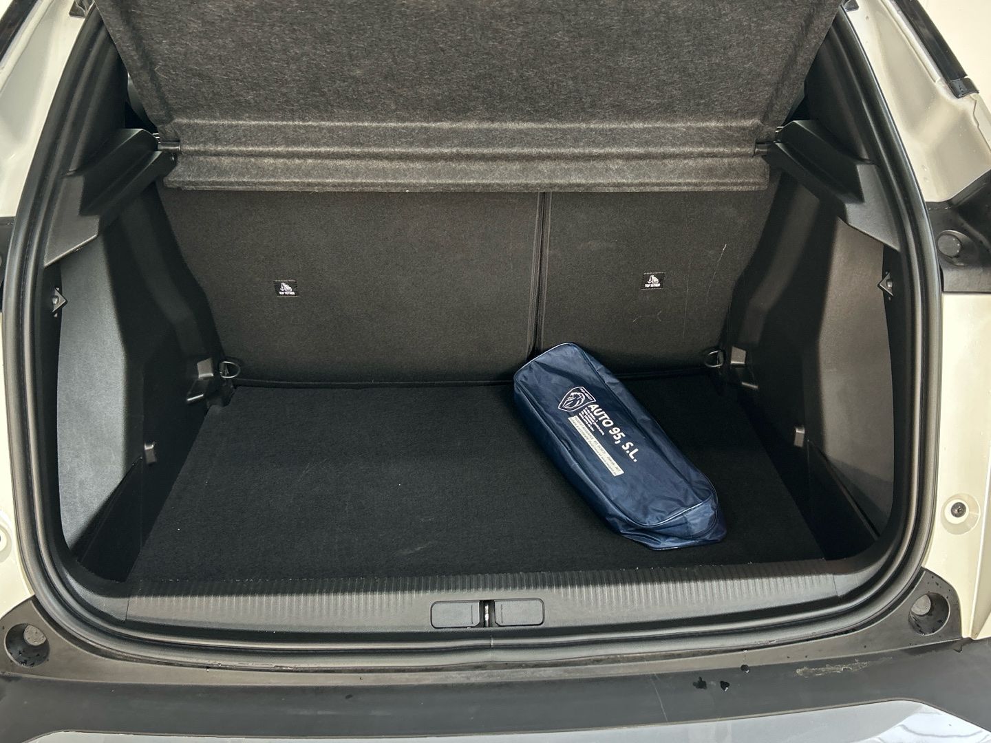 Imatge del vehicle 6