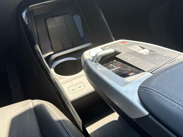 BMW X1 sDrive18d color Gris Plata. Año 2024. 110KW(150CV). Diésel. En concesionario Auto Premier, S.A. - ALCALÁ DE HENARES de Madrid