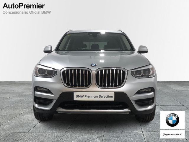 BMW X3 xDrive20d color Gris Plata. Año 2020. 140KW(190CV). Diésel. En concesionario Auto Premier, S.A. La Garena de Madrid