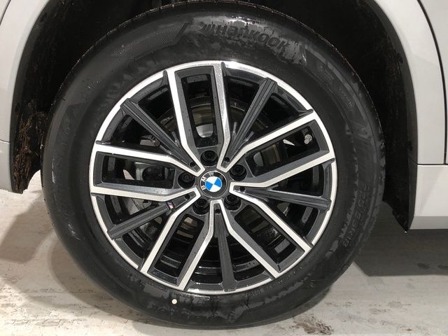 BMW X1 sDrive20d color Gris Plata. Año 2025. 120KW(163CV). Diésel. En concesionario Auto Premier, S.A. - MADRID de Madrid