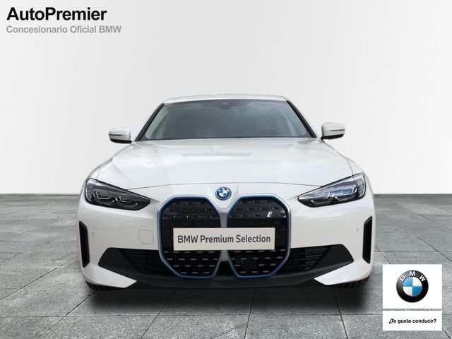Fotos de BMW i4 eDrive35 color Blanco. Año 2024. 210KW(286CV). Eléctrico. En concesionario Auto Premier, S.A. - GUADALAJARA de Guadalajara