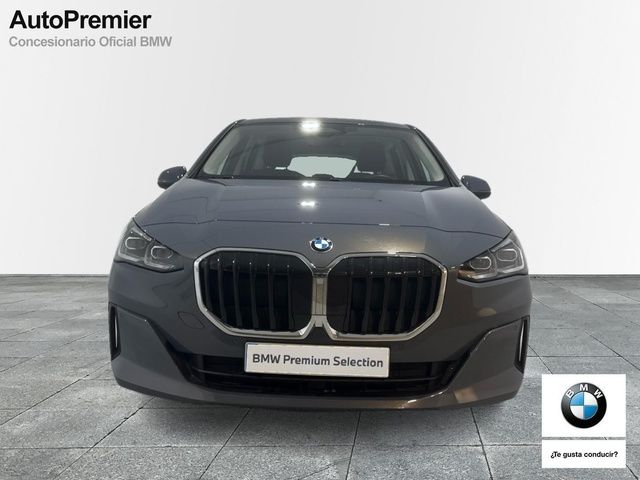 Fotos de BMW Serie 2 218i Active Tourer color Marrón. Año 2022. 100KW(136CV). Gasolina. En concesionario Auto Premier, S.A. - ALCALÁ DE HENARES de Madrid
