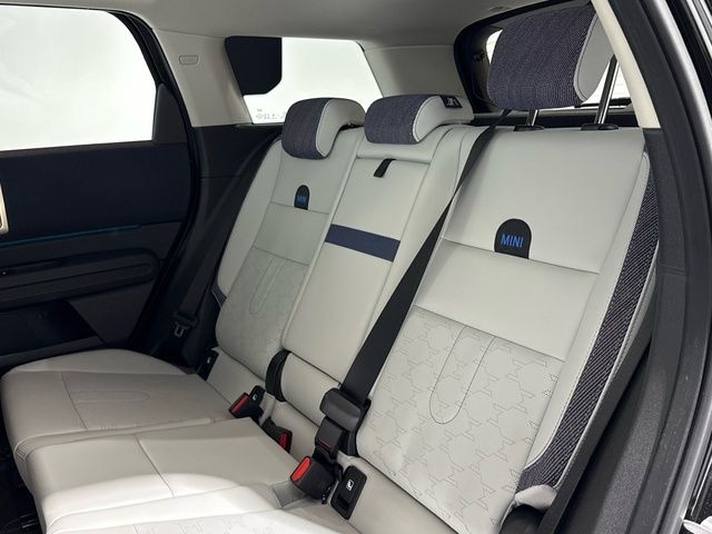 fotoG 8 del MINI MINI Countryman D 120 kW (163 CV) 163cv Diésel del 2024 en Madrid