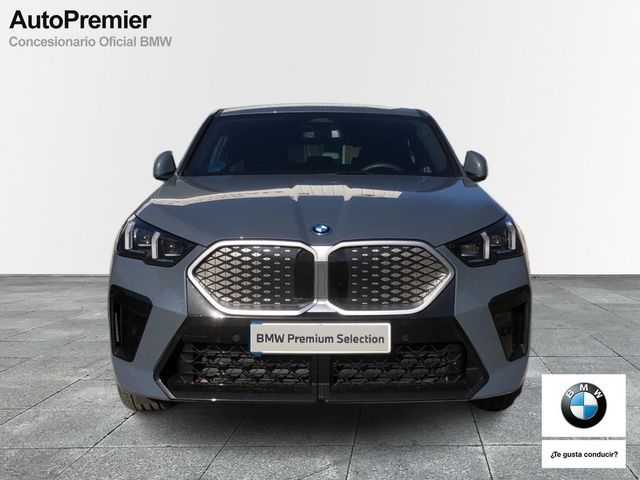 Fotos de BMW iX2 xDrive30 color Gris. Año 2025. 230KW(313CV). Eléctrico. En concesionario Auto Premier, S.A. - ALCALÁ DE HENARES de Madrid