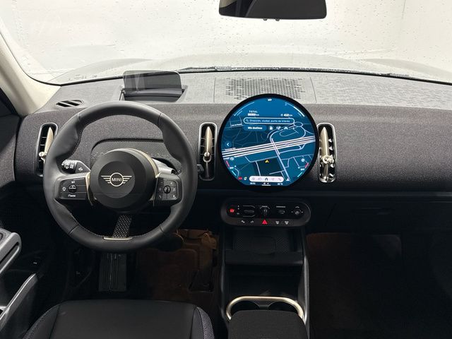 fotoG 6 del MINI MINI Countryman C 125 kW (170 CV) 170cv Gasolina del 2024 en Madrid