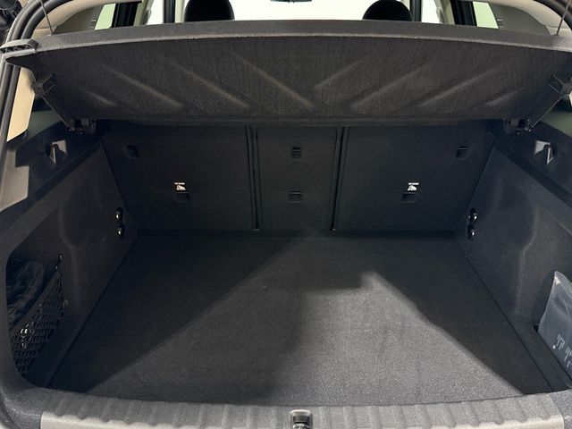 fotoG 10 del MINI MINI Countryman C 125 kW (170 CV) 170cv Gasolina del 2024 en Madrid