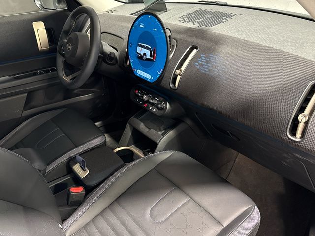 fotoG 7 del MINI MINI Countryman C 125 kW (170 CV) 170cv Gasolina del 2024 en Madrid