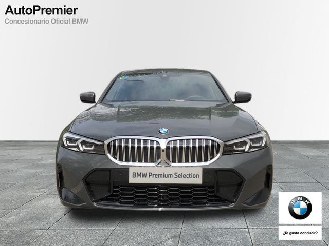 Fotos de BMW Serie 3 320d color Gris. Año 2025. 140KW(190CV). Diésel. En concesionario Auto Premier, S.A. - ALCALÁ DE HENARES de Madrid