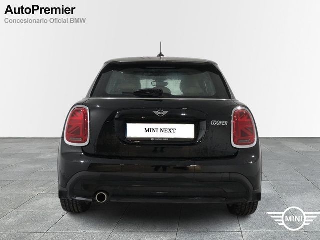 fotoG 4 del MINI MINI Cooper 5 Puertas 100 kW (136 CV) 136cv Gasolina del 2021 en Madrid