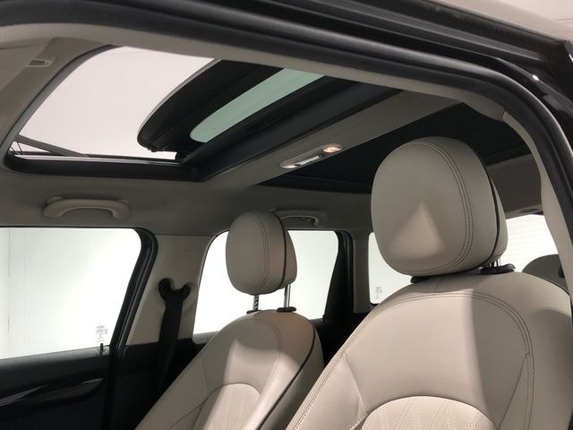 fotoG 12 del MINI MINI Cooper 5 Puertas 100 kW (136 CV) 136cv Gasolina del 2021 en Madrid