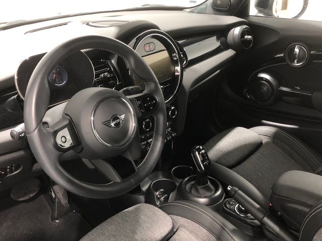 fotoG 13 del MINI MINI Cooper Cabrio 100 kW (136 CV) 136cv Gasolina del 2024 en Madrid