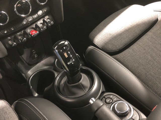 fotoG 10 del MINI MINI Cooper Cabrio 100 kW (136 CV) 136cv Gasolina del 2024 en Madrid