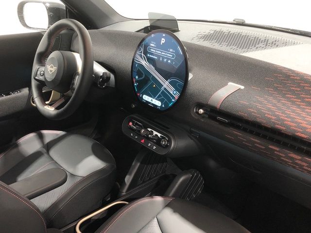 fotoG 7 del MINI MINI Cooper E 135 kW (184 CV) 184cv Eléctrico del 2024 en Madrid